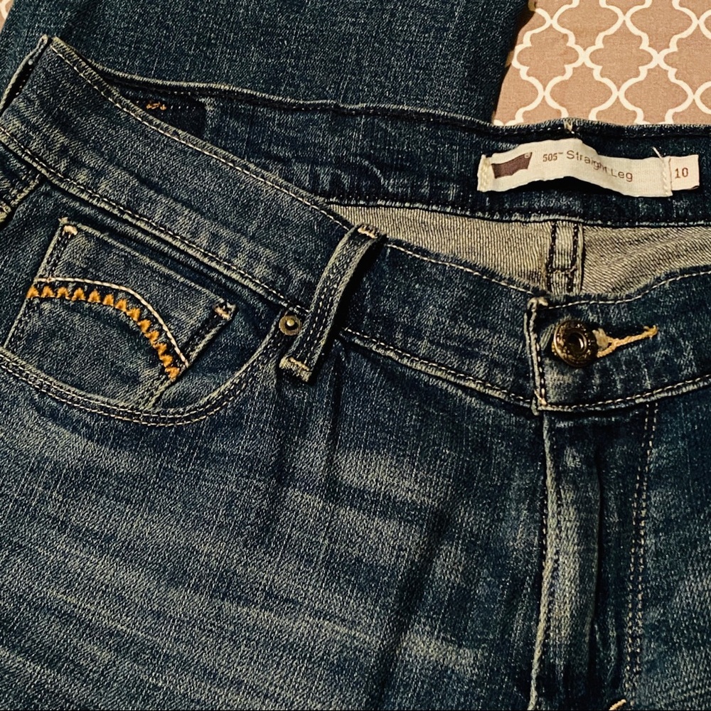 Levi’s 505 Straight Leg jeans - Picture 2 of 4